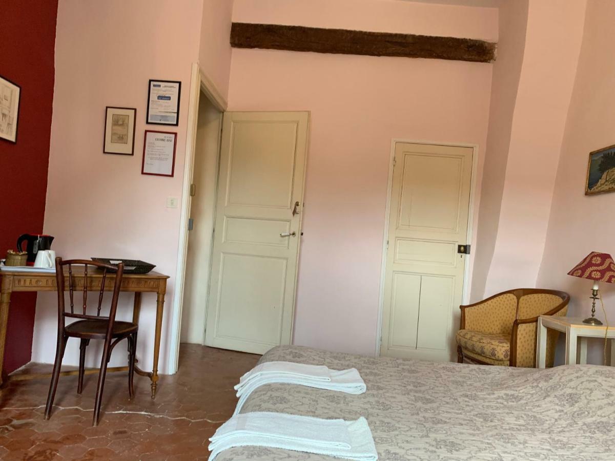 La Sarrasine Hotel Villes-sur-Auzon Luaran gambar